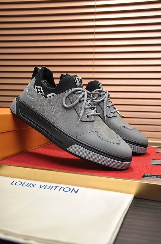 men LV shoes-108